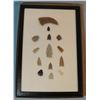 Image 1 : Tray of Indian points, 14 pcs., 1 petrified claw, all points are 2" or smaller