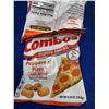 Image 1 : Combos Stuffed Snacks-Pepperoni Pizza Baked Cracker (178.6g x 4)