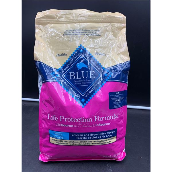 Blue Buffalo Life Protection Formula Dog Food- Chicken & Brown Rice Recipe) 6lbs