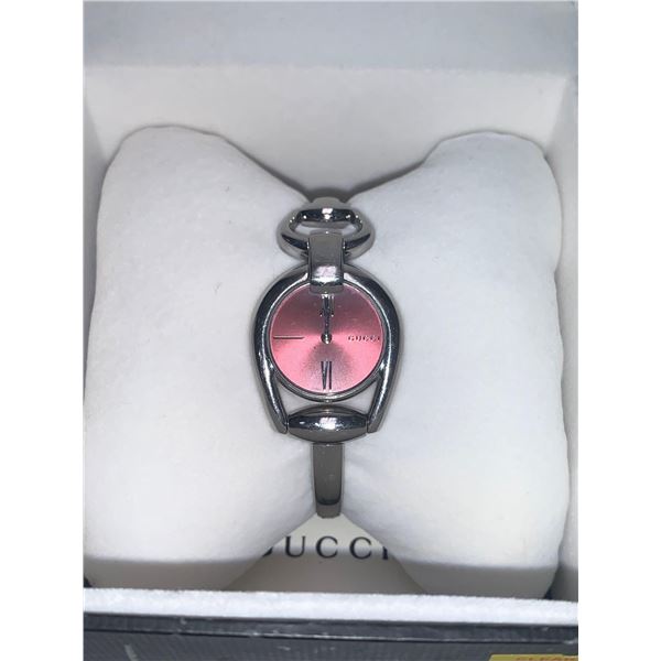 Ladies Gucci Watch (light ware)