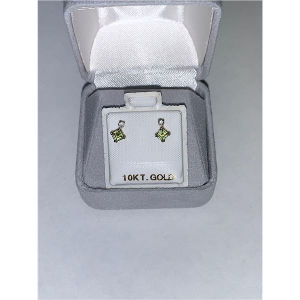 10K Peridot Diamond Earrings Suggested Retail Value $200