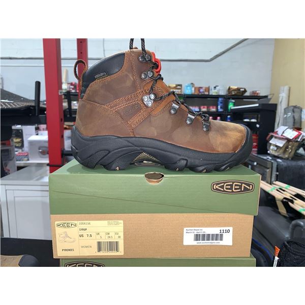Keen Women's Pyrenees Syrup Size 7.5 all-leather European hiking boot w/ waterproof/breathable techn