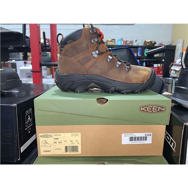 Keen Women's Pyrenees Syrup Size 9.5 all-leather European hiking boot w/ waterproof/breathable techn