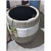 Image 1 : XL Outdoor Planter