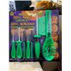 Image 2 : Lot of 12 20 pc Family Pumpkin Carving Sets