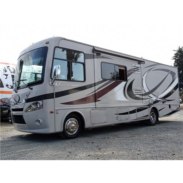 0B -- 2013 Ford Thor Hurricane 29x Motorhome   NO RESERVE 