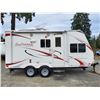 Image 10 : 0C -- 2010 FUNFINDER BY CRUSIER RV 20FT APX