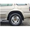 Image 26 : A6 --  1998 INFINITI QX4 4X4 SUV, 254,065 KMS