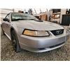 Image 14 : B6 --  2000 FORD MUSTANG CONVERTIBLE, Silver, 220845 KM