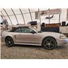 Image 21 : B6 --  2000 FORD MUSTANG CONVERTIBLE, Silver, 220845 KM