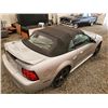 Image 30 : B6 --  2000 FORD MUSTANG CONVERTIBLE, Silver, 220845 KM