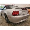 Image 38 : B6 --  2000 FORD MUSTANG CONVERTIBLE, Silver, 220845 KM