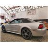 Image 41 : B6 --  2000 FORD MUSTANG CONVERTIBLE, Silver, 220845 KM