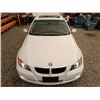 Image 8 : C2 --  2006 BMW 325I , White, 178648 KM