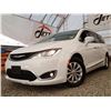 Image 3 : D3 --  2017 CHRYLSER PACIFICA TOURING L , White, 185517 KM