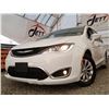 Image 4 : D3 --  2017 CHRYLSER PACIFICA TOURING L , White, 185517 KM