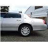 Image 35 : D5 --  2007 LINCOLN TOWN CAR SIGNATURE LIMITED , Silver, 123,501 MILES KM