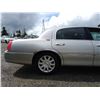 Image 48 : D5 --  2007 LINCOLN TOWN CAR SIGNATURE LIMITED , Silver, 123,501 MILES KM