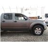 Image 35 : F3 --  2008 NISSAN FRONTIER CREW CAB 4X4, Grey, 195,045 Miles