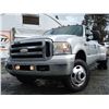 Image 4 : G5 --  2005 FORD F350 SUPER DUTY CREW CAB DUALLY 4X4, Silver, 226604 KM