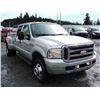 Image 8 : G5 --  2005 FORD F350 SUPER DUTY CREW CAB DUALLY 4X4, Silver, 226604 KM