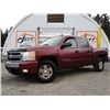 Image 1 : H2 --  2008 CHEVROLET SILVERADO 1500 CREW CAB 4X4, Red, 119480 KM