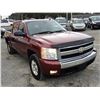 Image 9 : H2 --  2008 CHEVROLET SILVERADO 1500 CREW CAB 4X4, Red, 119480 KM