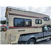 Image 16 : 0F  --  1986 VANGUARD 10' CAMPER