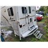 Image 25 : 0H -- 2005 SnowBird 10’2” Camper By NuWa Industries