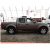 Image 10 : F3 --  2008 NISSAN FRONTIER CREW CAB 4X4, Grey, 195,045 Miles