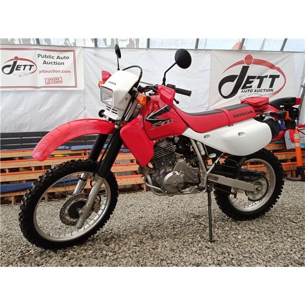 0L --  2008 HONDA XR650L ENDURO, RED, 409 KM "NO RESERVE"