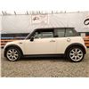 Image 25 : B6 --  2005 MINI COOPER S, White, 207265 KM