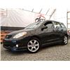 Image 1 : H2 --  2005 TOYOTA COROLLA MATRIX XR, Grey, 161346 KM
