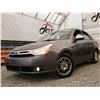 Image 2 : A2 --  2010 FORD FOCUS SE, Grey, 281540 KM  "NO RESERVE"