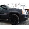 Image 40 : F1 --  2008 GMC YUKON DENALI 4X4, Grey, 206163 KM