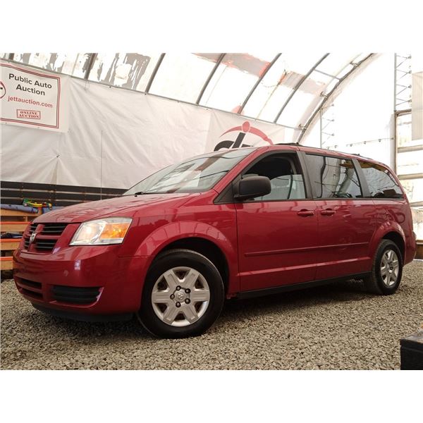 D5 --  2010 DODGE GRAND CARAVAN SE, Red, 275082 KM