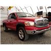 Image 10 : F4 --  2006 DODGE RAM 1500 ST EXT CAB 4X4, Red, 177092 KM