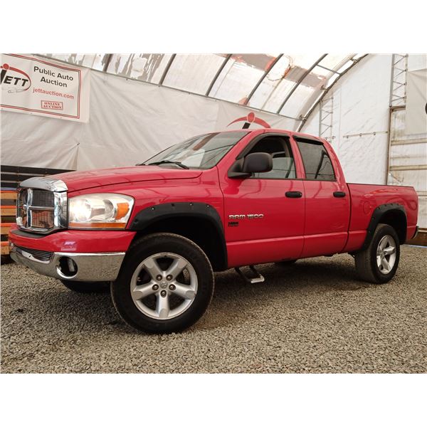 F4 --  2006 DODGE RAM 1500 ST EXT CAB 4X4, Red, 177092 KM