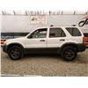 Image 25 : D6 --  2005 FORD ESCAPE XLT AWD, White, 128547 KM