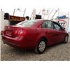 Image 13 : C3 --  2006 VW JETTA, Red, 208972 KM