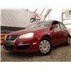 Image 2 : C3 --  2006 VW JETTA, Red, 208972 KM