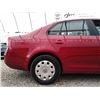 Image 38 : C3 --  2006 VW JETTA, Red, 208972 KM
