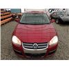 Image 6 : C3 --  2006 VW JETTA, Red, 208972 KM
