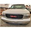 Image 8 : F5 --  2001 GMC SIERRA 1500 EXT CAB 4X4, White, 266254 KM