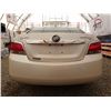 Image 19 : B6 -- 2010 BUICK  LACROSSE CXL AWD , White, 275837 TMU KM