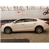 Image 26 : B6 -- 2010 BUICK  LACROSSE CXL AWD , White, 275837 TMU KM
