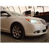 Image 40 : B6 -- 2010 BUICK  LACROSSE CXL AWD , White, 275837 TMU KM
