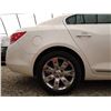 Image 47 : B6 -- 2010 BUICK  LACROSSE CXL AWD , White, 275837 TMU KM