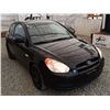 Image 7 : A1 --  2010 HYUNDAI ACCENT SE, Black, 172711 KM   "NO RESERVE"