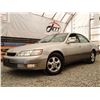 Image 2 : A10 --  1998 LEXUS ES 300, Silver, 235335 KM